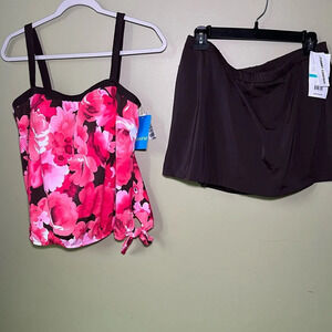 2 piece Women’s swimsuit with attached skirt and removable straps, NWT